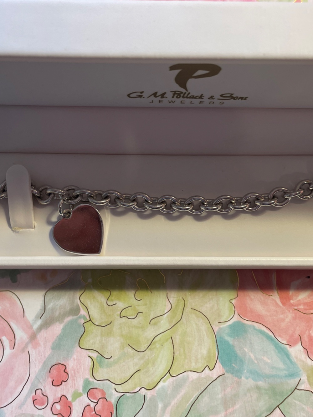 Silver Chain Bracelet with Heart Enamel Charm